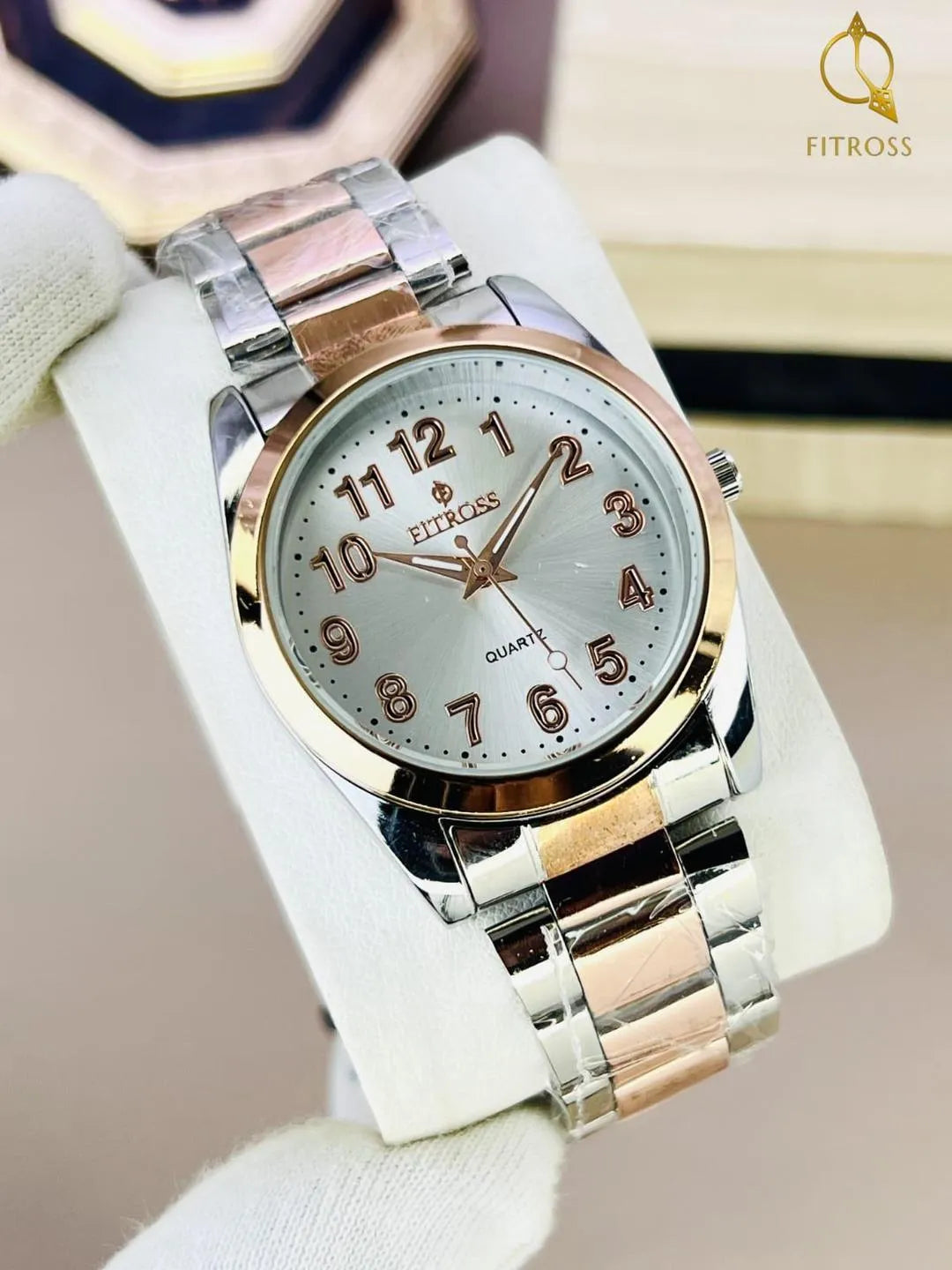 Men's Movement : Quartz,Water Resistant Watch